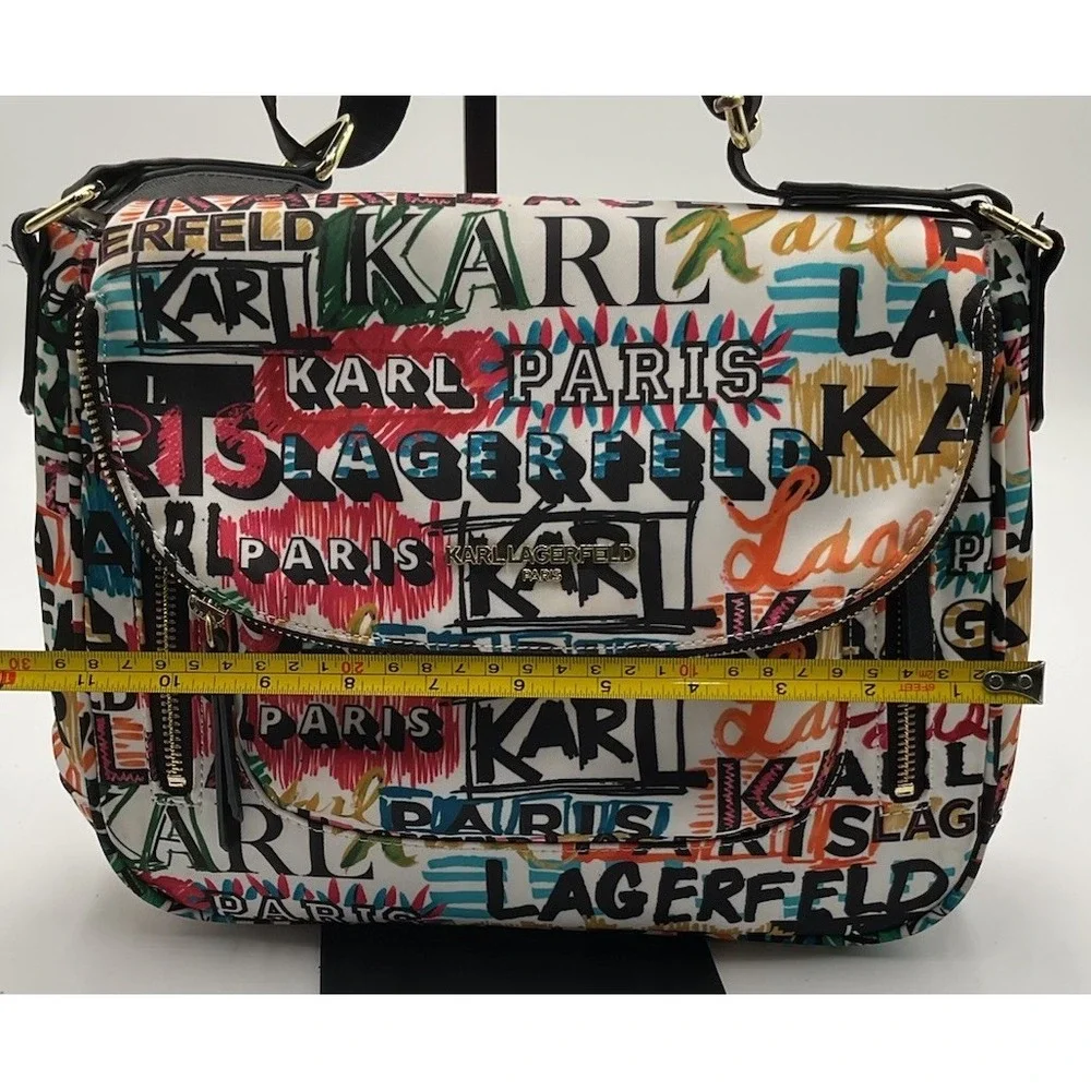Karl Lagerfeld as adjustable
